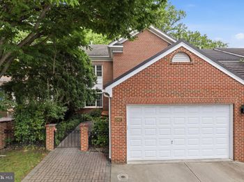 10807 Hidden Trail Court