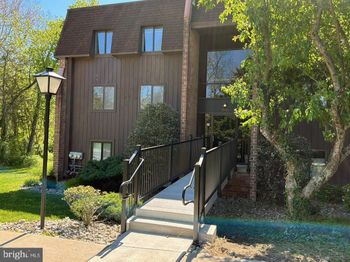 15 Hermitage Drive