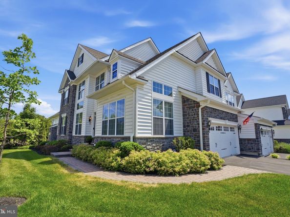 83 Lavender Drive, Yardley PA 19067