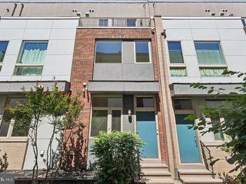 412 N Front Street
