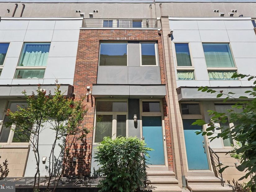 412 N Front Street 21, Philadelphia PA 19123