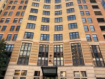 400 Massachusetts Avenue NW