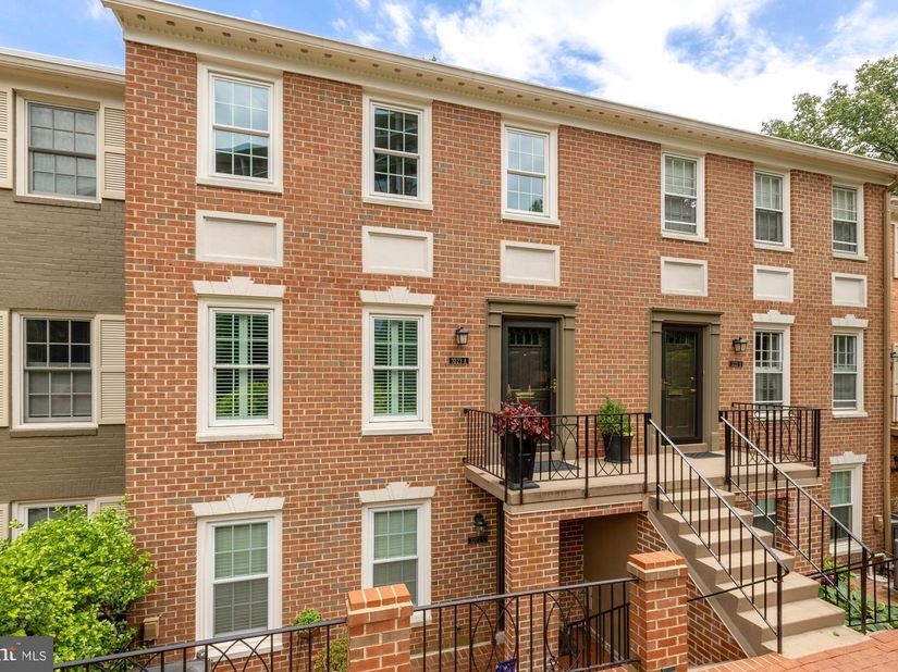 3223 Sutton Place NW A, Washington DC 20016