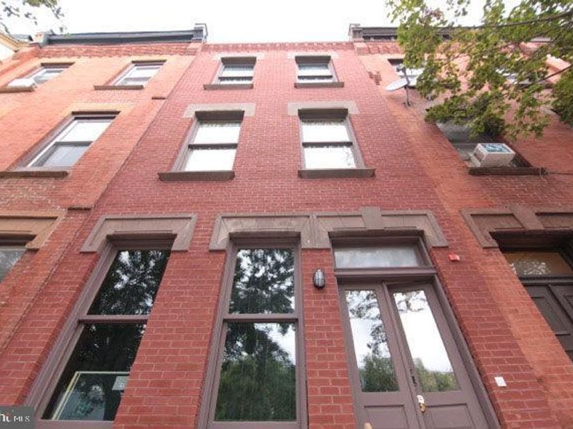 1735 W Diamond Street, Philadelphia PA 19121