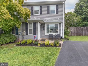 15 Carriage Drive
