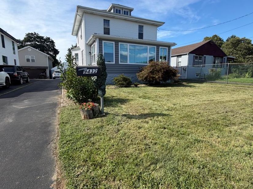 9432 Krewstown Road, Philadelphia PA 19115