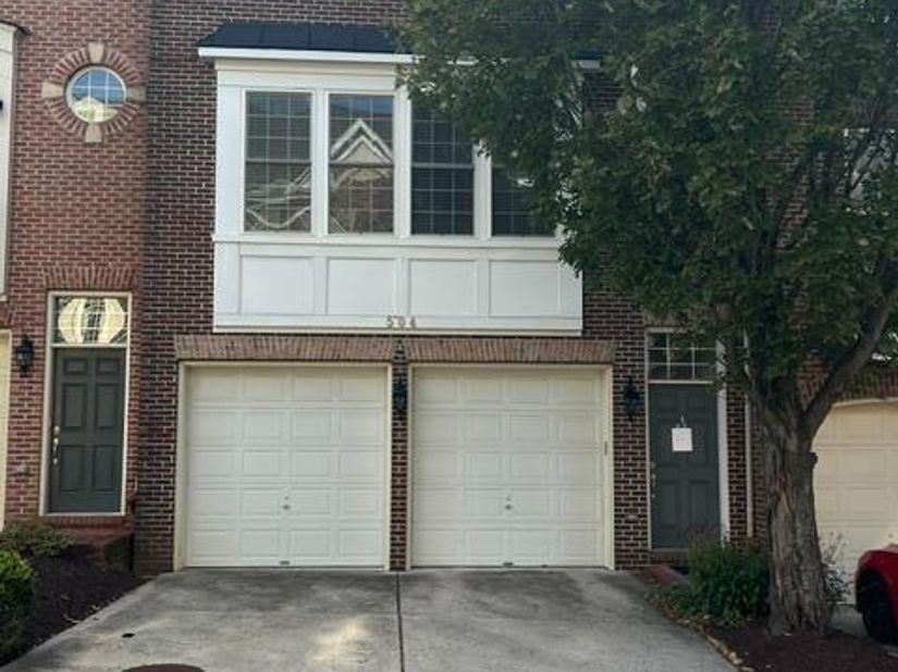 504 Triadelphia Way, Alexandria VA 22312