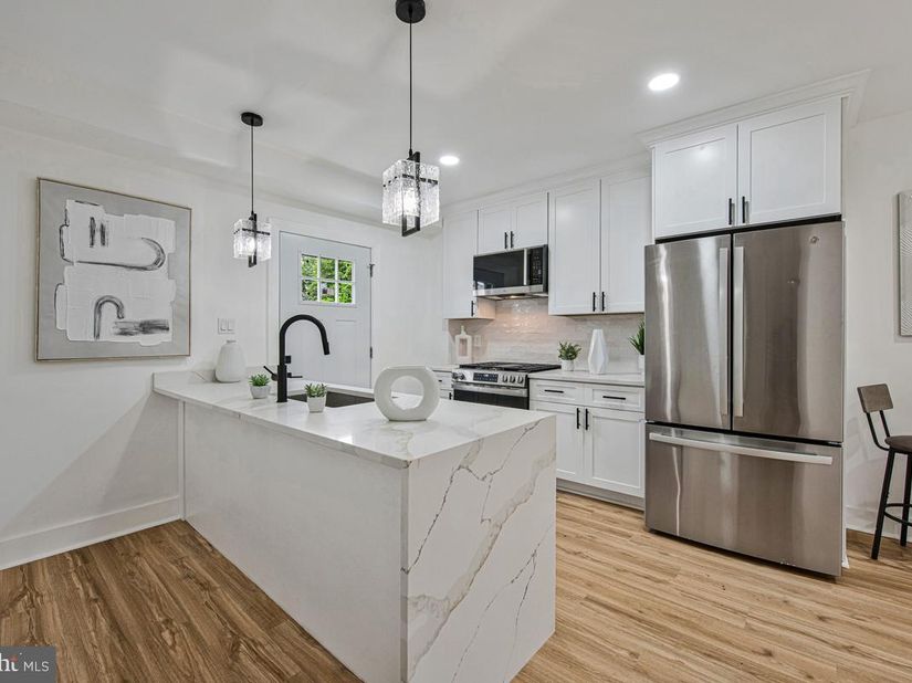 305 34TH Place NE, Washington DC 20019
