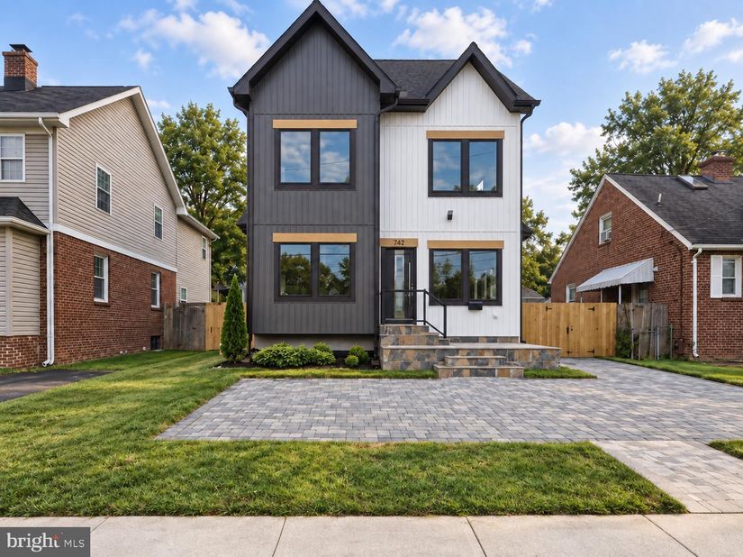 742 George Mason Drive 742, Arlington VA 22203