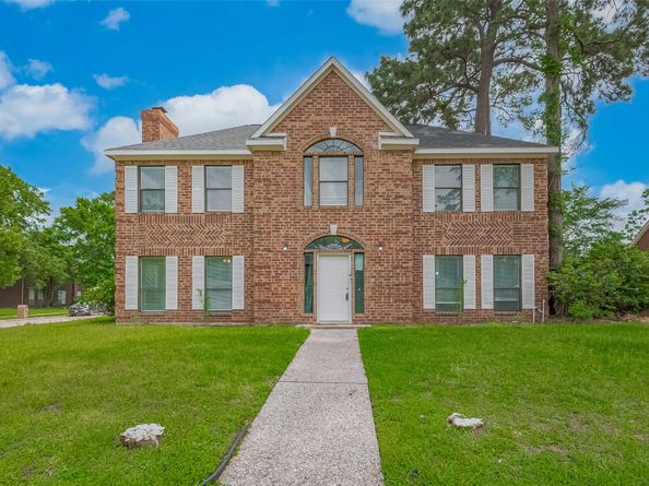 215 Wood Circle Lane, Houston TX 77015