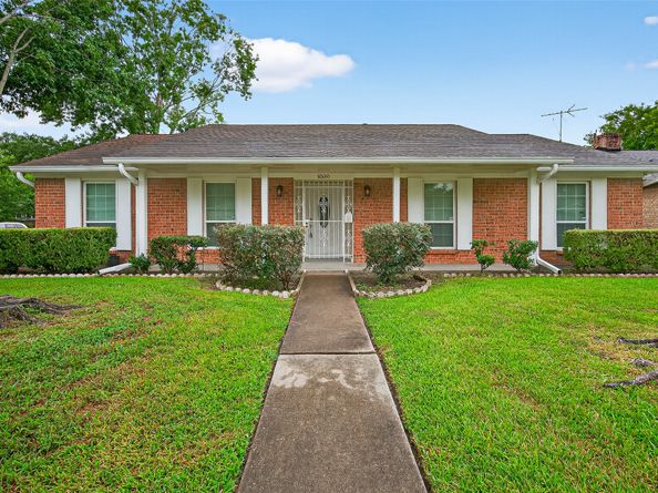 8530 Roos Road, Houston TX 77036