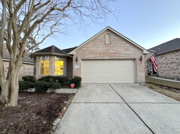 51 N Country Gate Circle, Conroe TX 77384