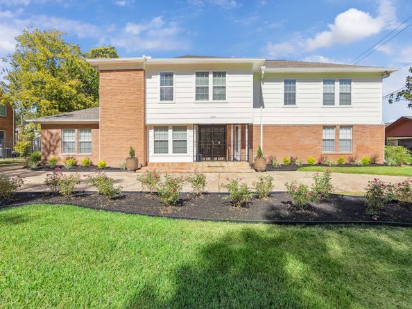 3449 N Parkwood Drive, Houston TX 77021