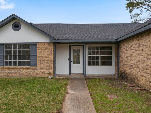 7322 Logging Trail Drive, Humble TX 77346