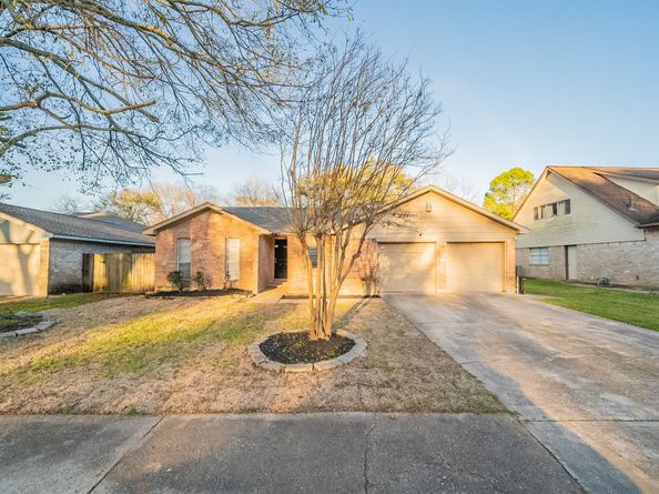 16234 Summer Wind Drive, Houston TX 77090