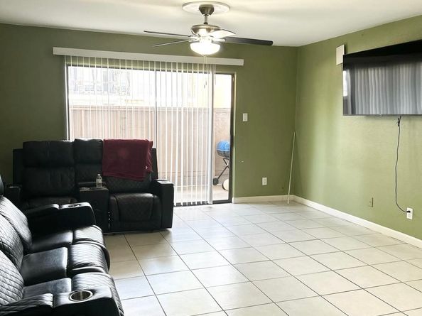 206 Plaza Verde Drive D16, Houston TX 77038