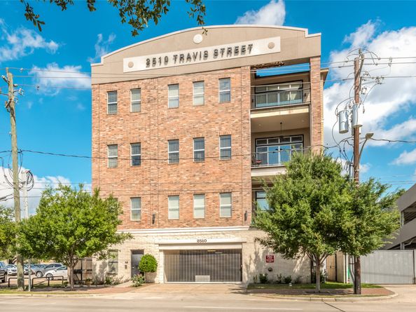 2510 Travis Street 202, Houston TX 77006