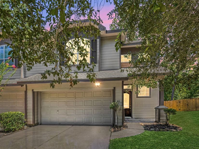 63 Benedict Canyon Loop, The Woodlands TX 77382