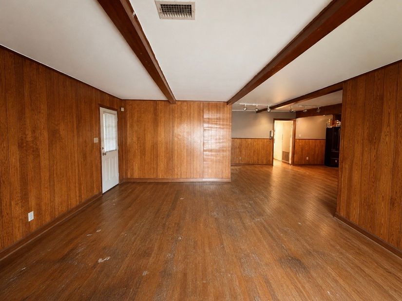 7914 Bellfort Street, Houston TX 77061