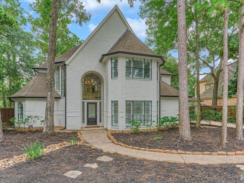 42 Golden Shadow Circle, The Woodlands TX 77381