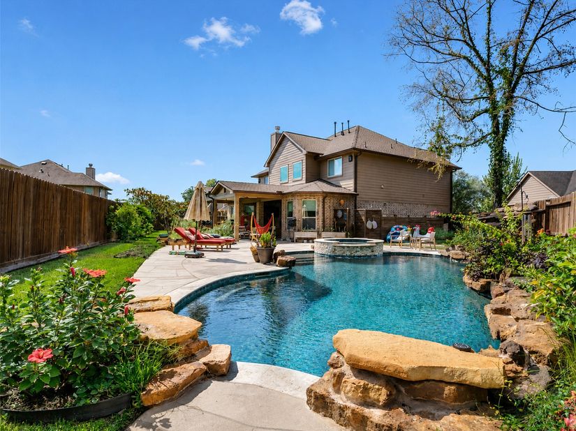 18114 Roebling Court, Houston TX 77044