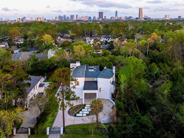 10663 Memorial Drive, Houston TX 77024