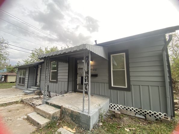 810 Clinton Park Street, Houston TX 77029