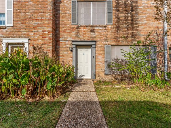 4154 Belle Park Drive, Houston TX 77072