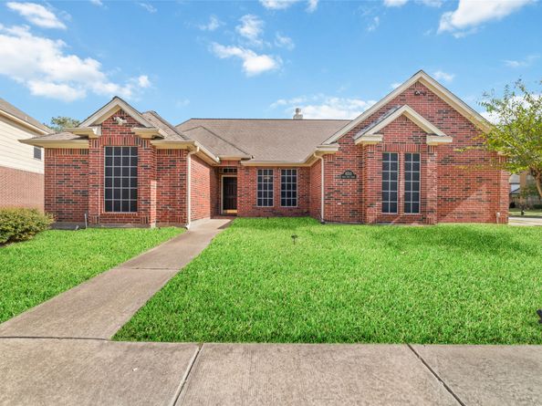 6511 Mesa Vista Court, Houston TX 77083