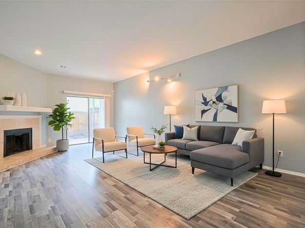 9707 Richmond Avenue 103, Houston TX 77042