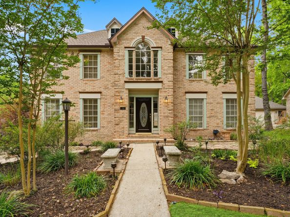 34 Outervale Place, The Woodlands TX 77381