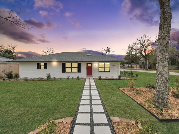 9261 Autauga Street, Houston TX 77080