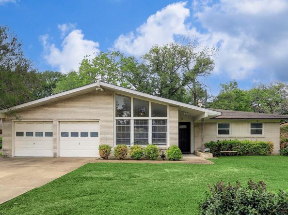 7622 Richmond Avenue, Houston TX 77063