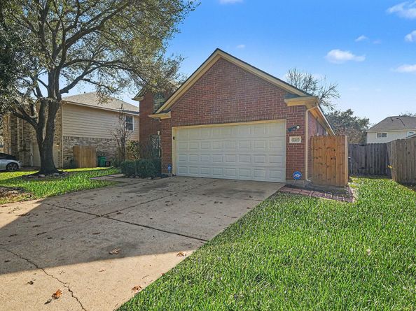 17207 Rancho Verde Way, Houston TX 77095