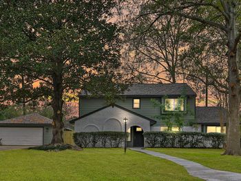 25607 Pecan Valley Circle