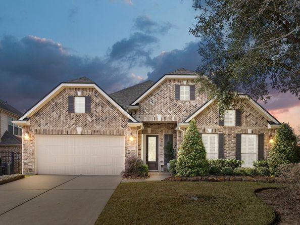 30 Vershire Circle, Magnolia TX 77354