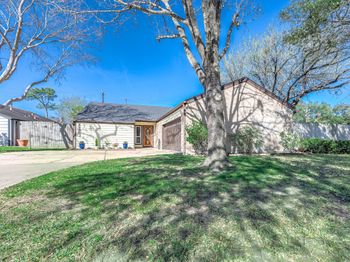 11802 Poplar Creek Drive