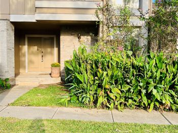 2325 Crescent Park Drive