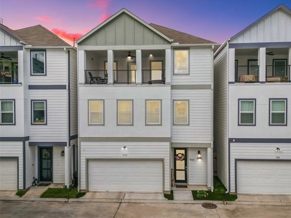 911 W 35th Street C, Houston TX 77018