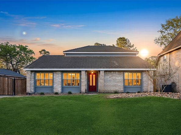 3619 Haven Pines Drive, Houston TX 77345