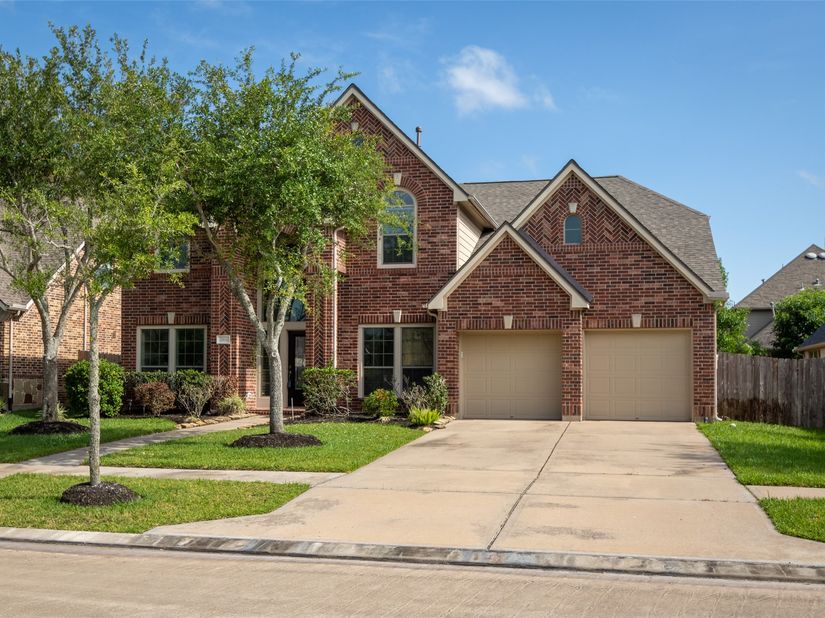 3814 Hunters Gate Court, Sugar Land TX 77479