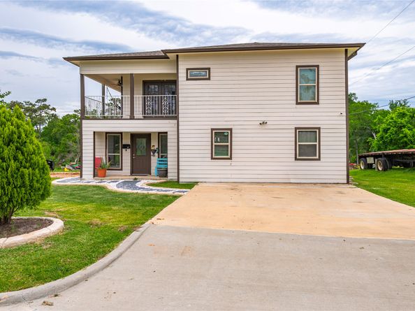 1030 Grand Oaks Drive, Houston TX 77015