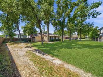 1501 Early Lane