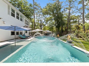335 Voss Road