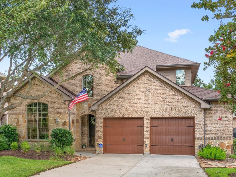 6 Sheephorn Court, The Woodlands TX 77354