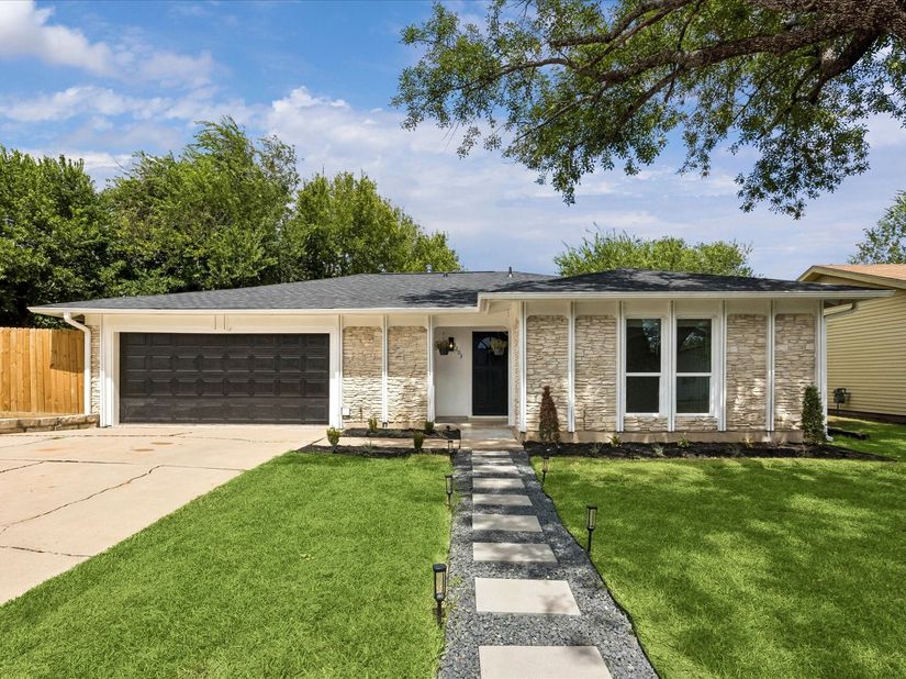 5203 Gladstone Drive, Austin TX 78723