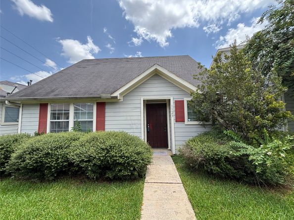 1123 Verde Trails Drive, Houston TX 77073
