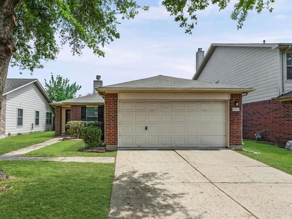 9231 Grove Haven Drive, Houston TX 77083