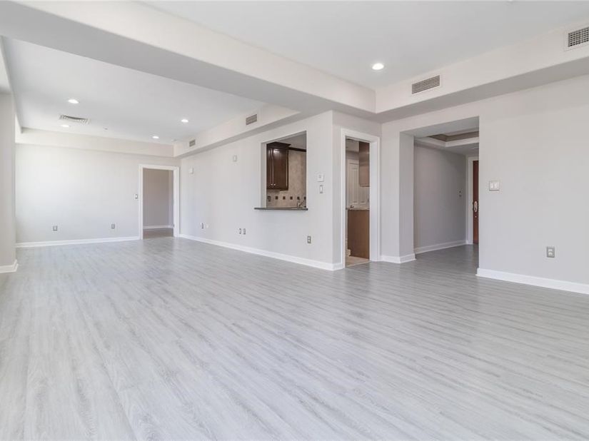 914 Main Street 1503, Houston TX 77002
