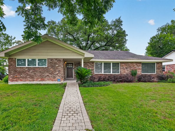 4501 Waycross Drive, Houston TX 77035
